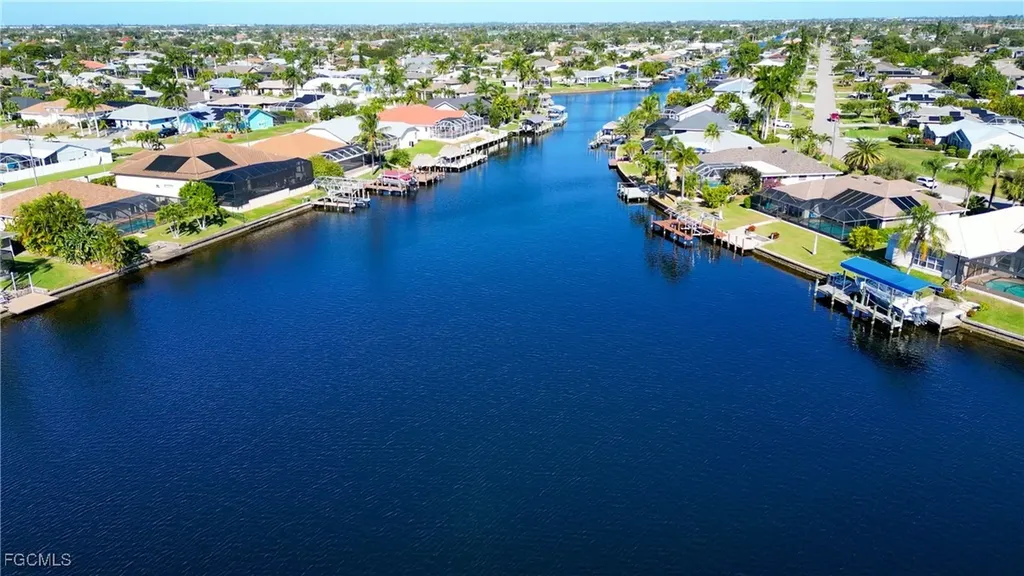4532 SW 1st Place Cape Coral FL 33914