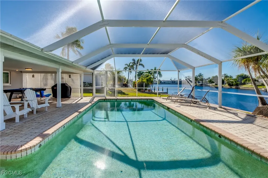 4532 SW 1st Place Cape Coral FL 33914