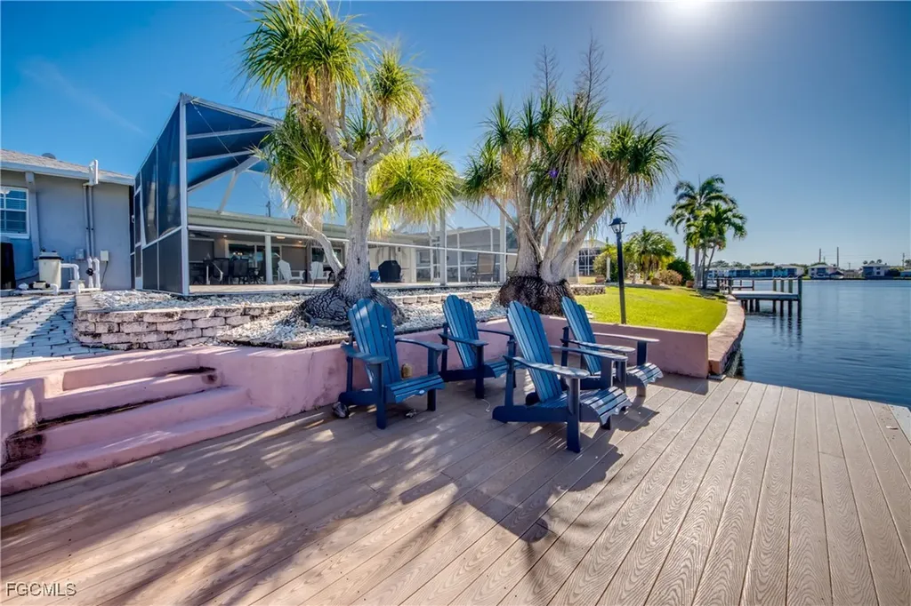4532 SW 1st Place Cape Coral FL 33914