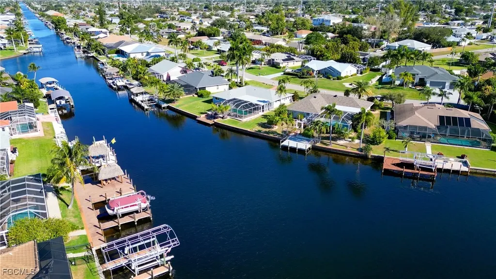 4532 SW 1st Place Cape Coral FL 33914
