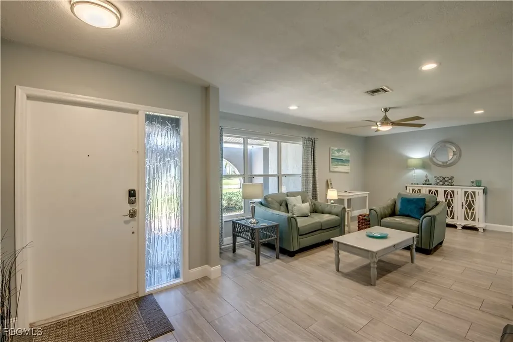 4532 SW 1st Place Cape Coral FL 33914