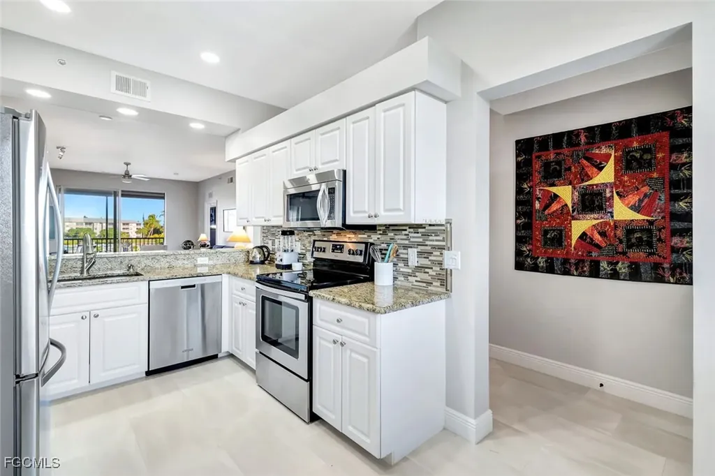 16595 Lake Circle Drive Fort Myers FL 33908