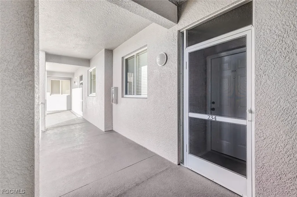 16595 Lake Circle Drive Fort Myers FL 33908