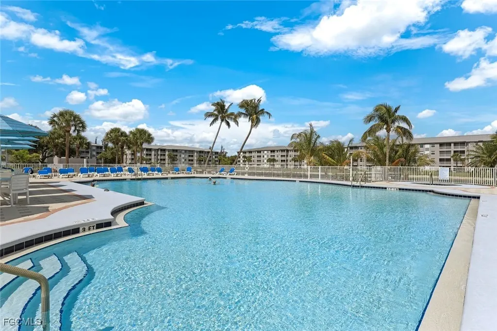 16595 Lake Circle Drive Fort Myers FL 33908