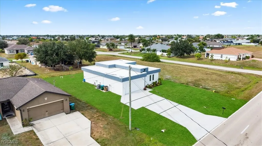 1222 Nelson Road N Cape Coral FL 33993