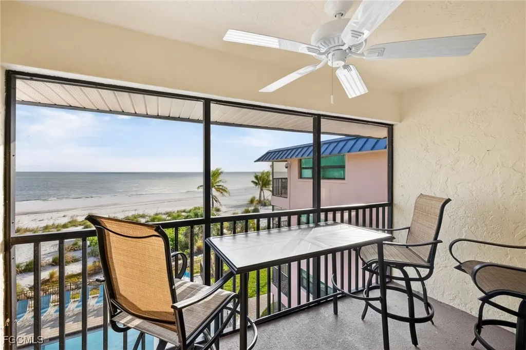 2230 Camino Del Mar Drive Sanibel FL 33957