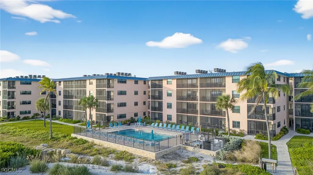 2230 Camino Del Mar Drive Sanibel FL 33957