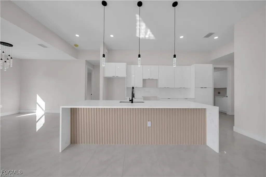 2601 14th Street SW Lehigh Acres FL 33976