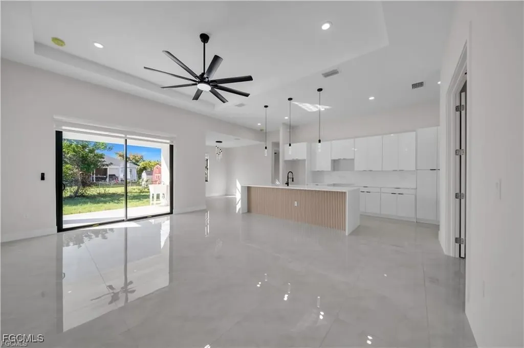 2601 14th Street SW Lehigh Acres FL 33976