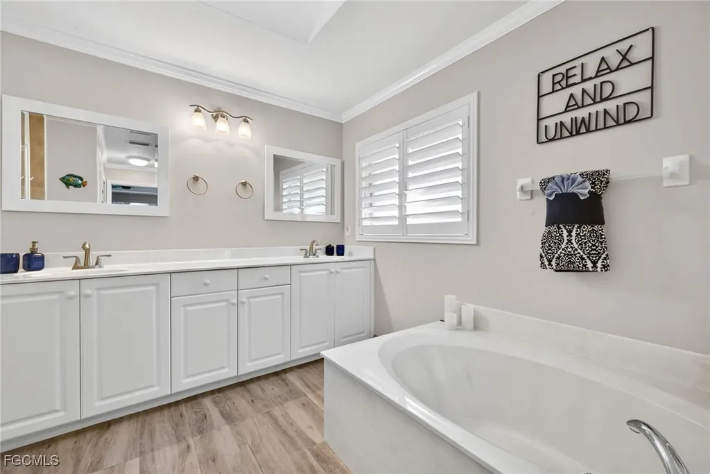 1738 NW 24th Place Cape Coral FL 33993