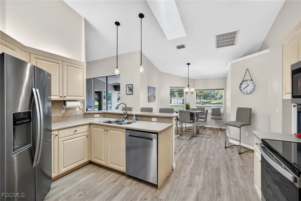 1738 NW 24th Place Cape Coral FL 33993