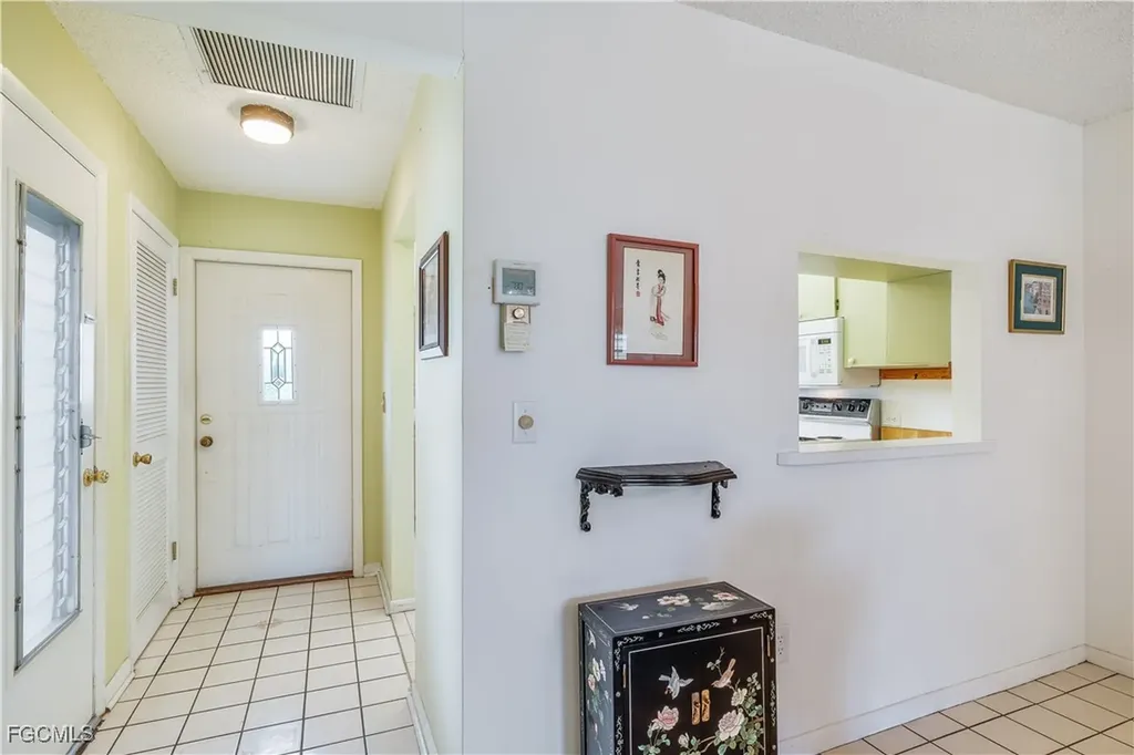 6992 Edgewater Circle Fort Myers FL 33919