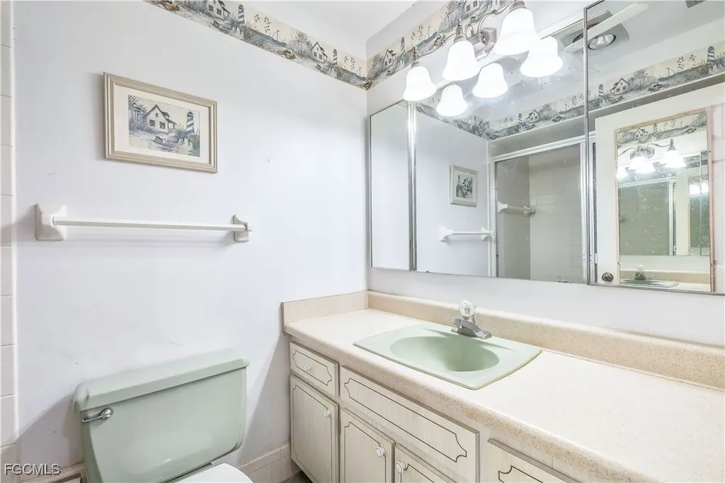 6992 Edgewater Circle Fort Myers FL 33919