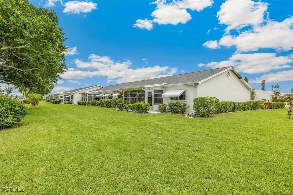 6992 Edgewater Circle Fort Myers FL 33919
