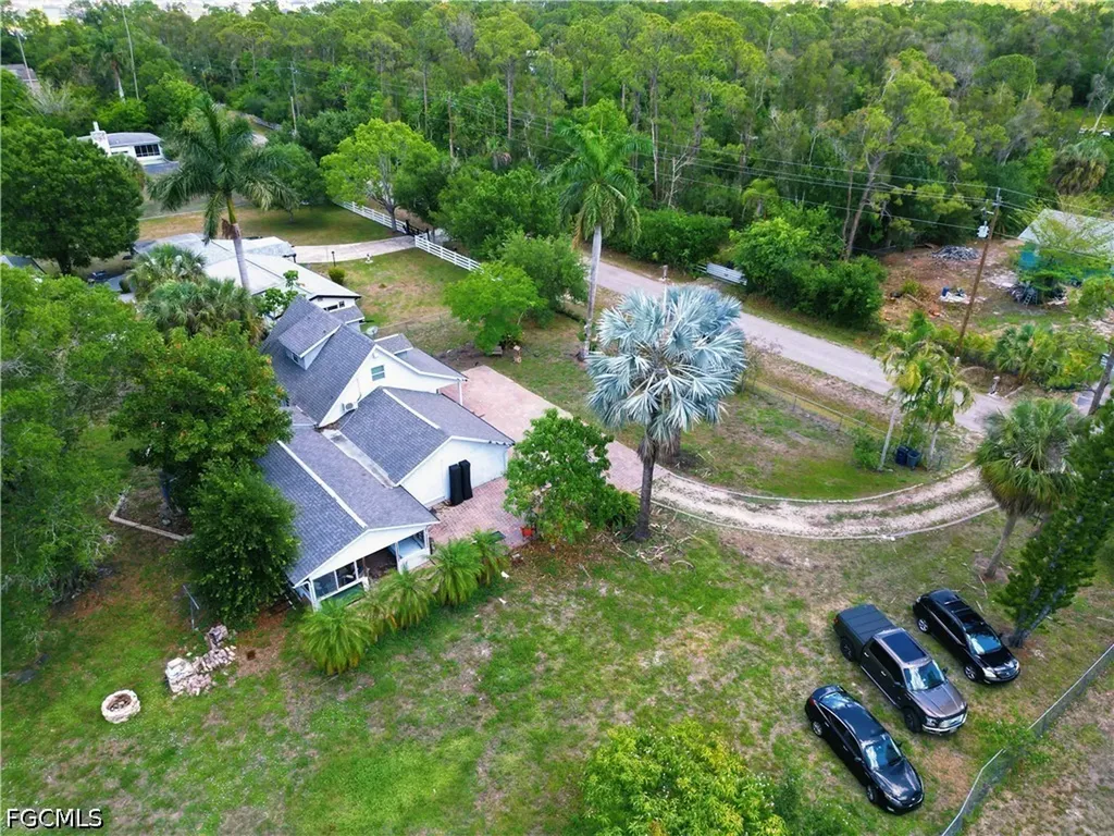 2861 N 2nd Street North Fort Myers FL 33917