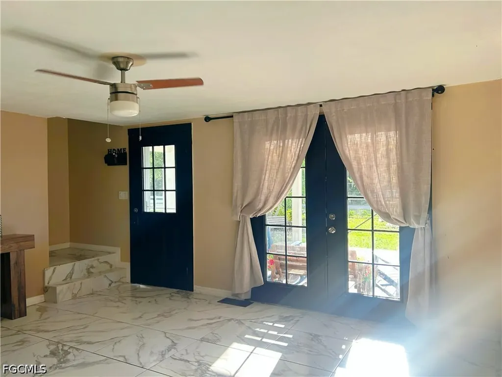 2861 N 2nd Street North Fort Myers FL 33917
