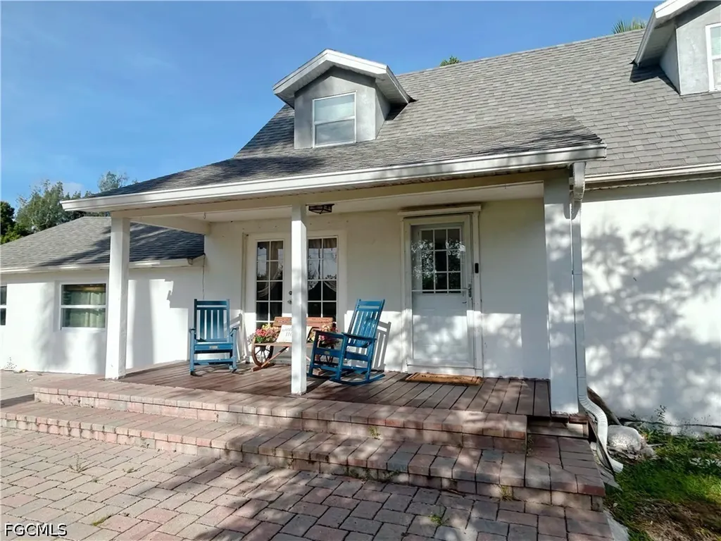 2861 N 2nd Street North Fort Myers FL 33917