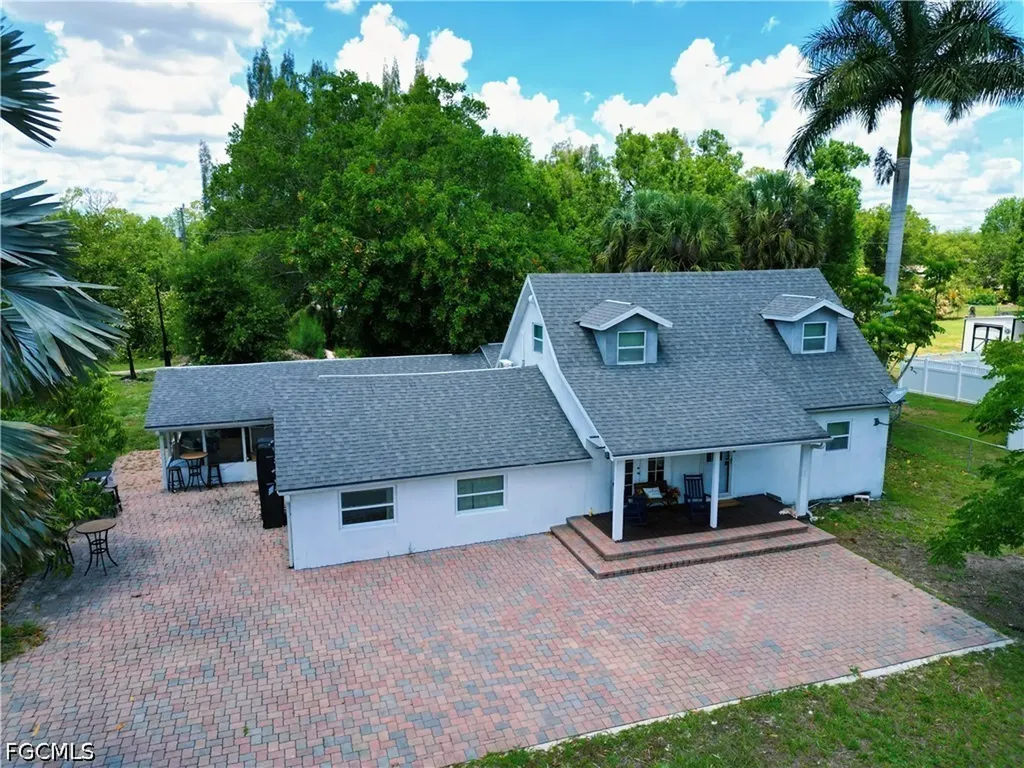 2861 N 2nd Street North Fort Myers FL 33917