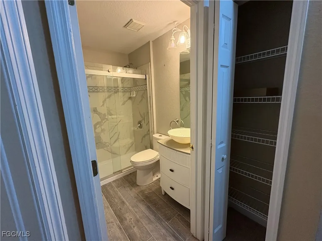 3714 NE 17th Avenue Cape Coral FL 33909