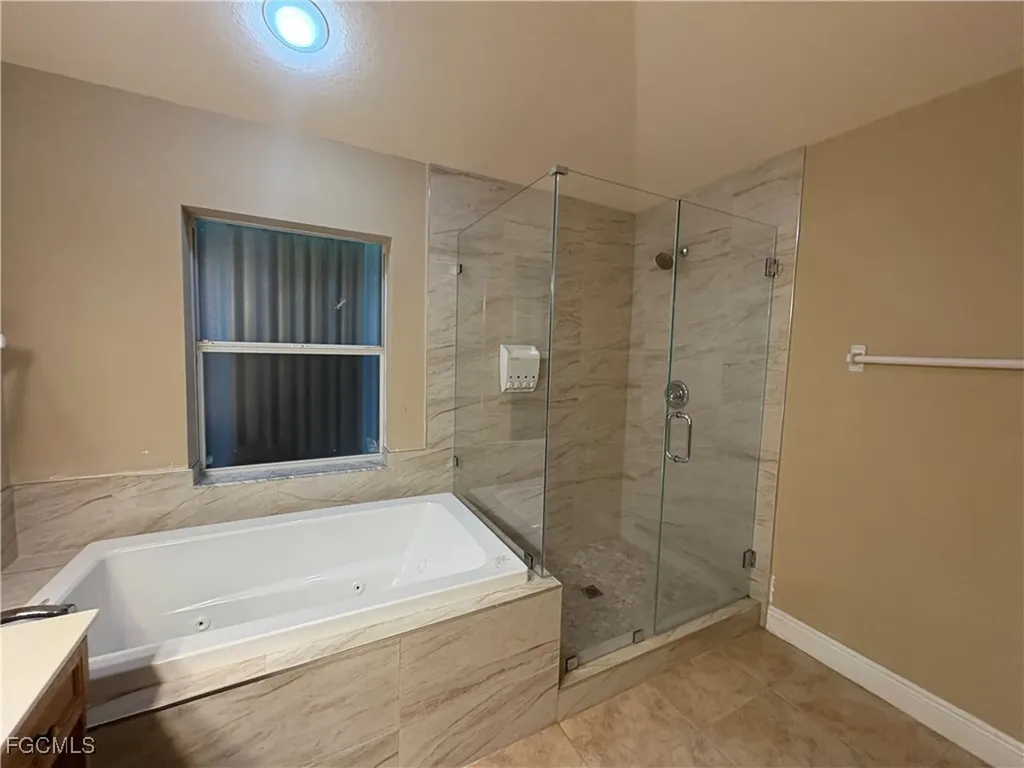 3714 NE 17th Avenue Cape Coral FL 33909