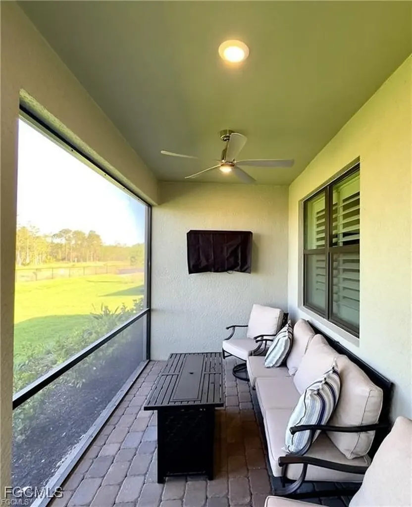 20285 Napa Loop Estero FL 33928