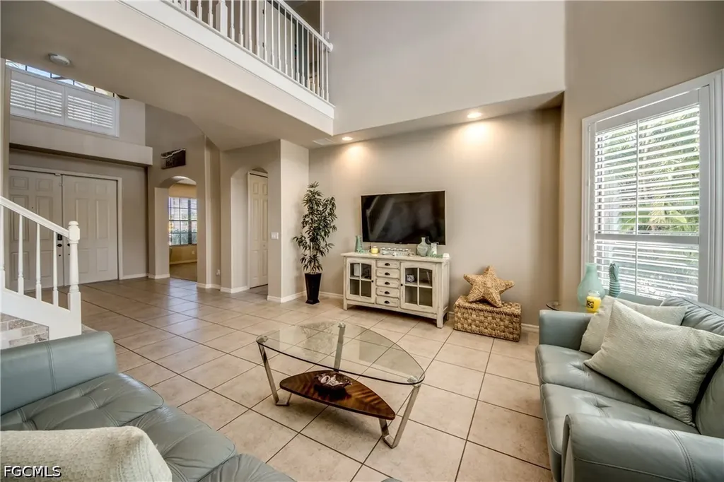 5601 Del Rio Court Cape Coral FL 33904