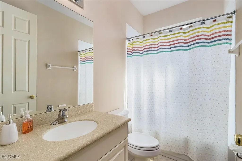 5601 Del Rio Court Cape Coral FL 33904