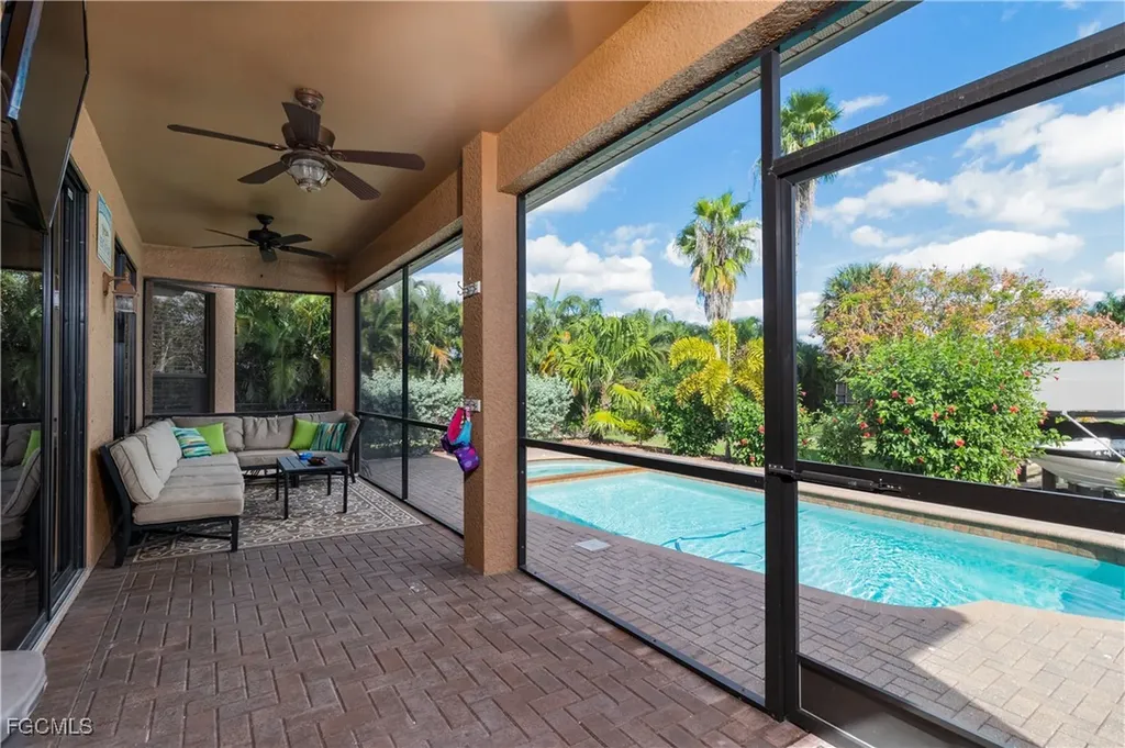 5601 Del Rio Court Cape Coral FL 33904