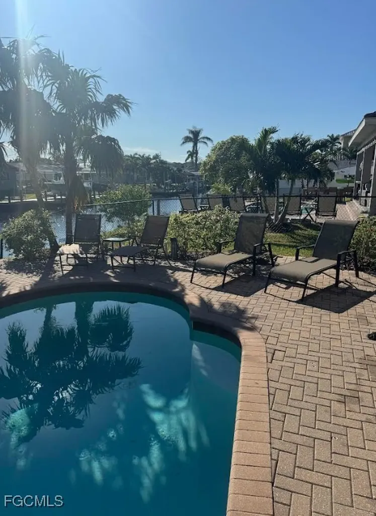 5601 Del Rio Court Cape Coral FL 33904