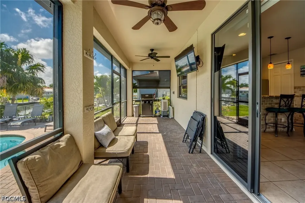 5601 Del Rio Court Cape Coral FL 33904
