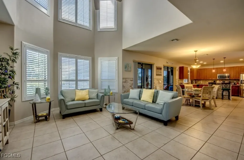 5601 Del Rio Court Cape Coral FL 33904
