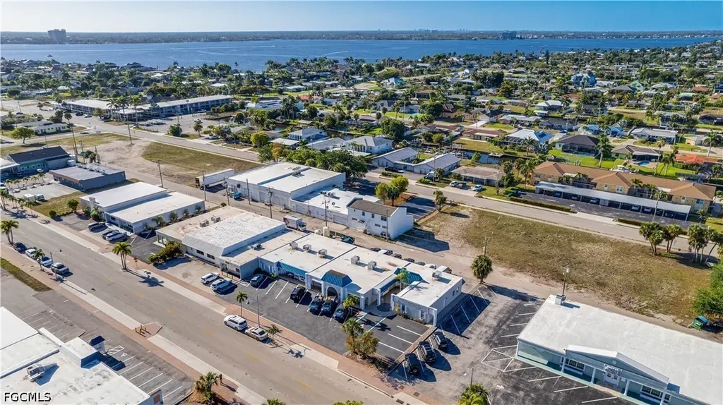 1314-1322 Lafayette Street Cape Coral FL 33904