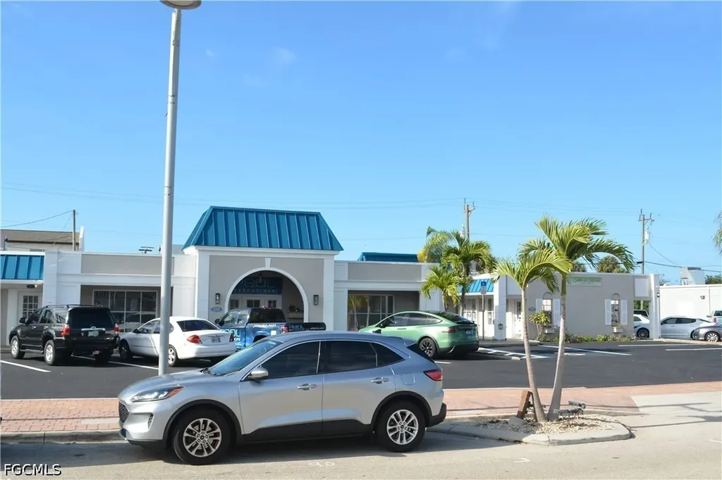 1314-1322 Lafayette Street Cape Coral FL 33904