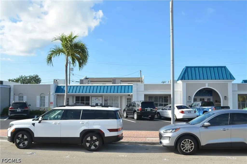 1314-1322 Lafayette Street Cape Coral FL 33904