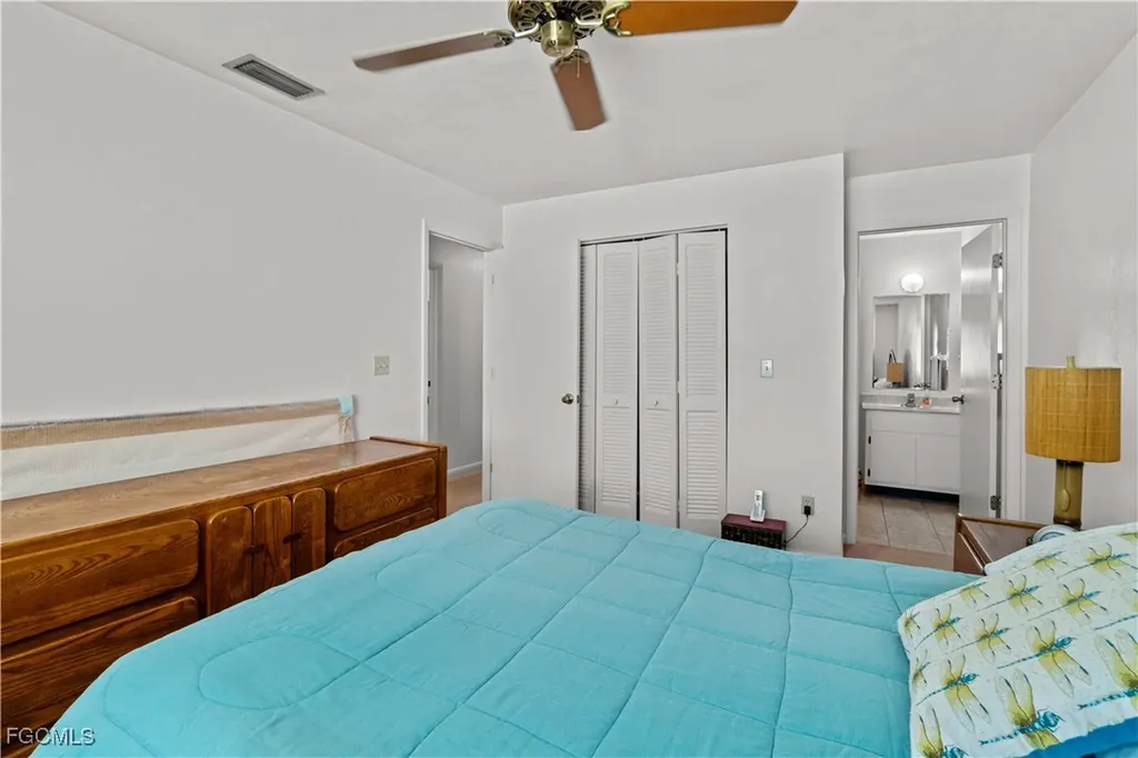 1113 Cape Coral Parkway W Cape Coral FL 33914