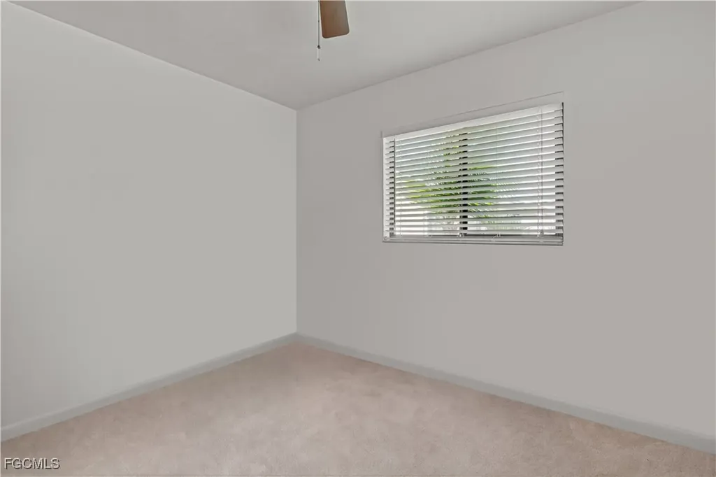 1113 Cape Coral Parkway W Cape Coral FL 33914