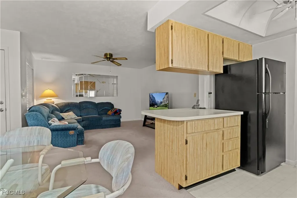 1113 Cape Coral Parkway W Cape Coral FL 33914
