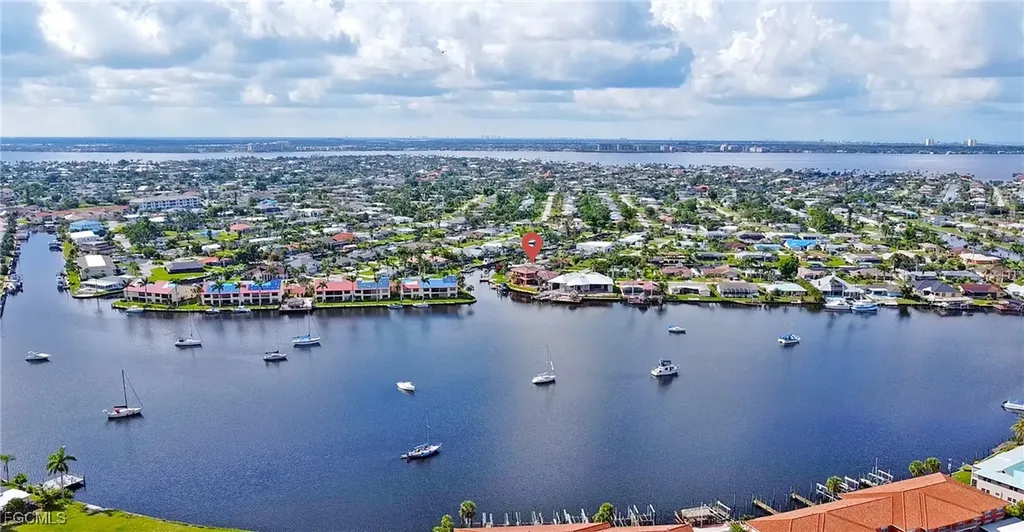 447 Avalon Drive Cape Coral FL 33904