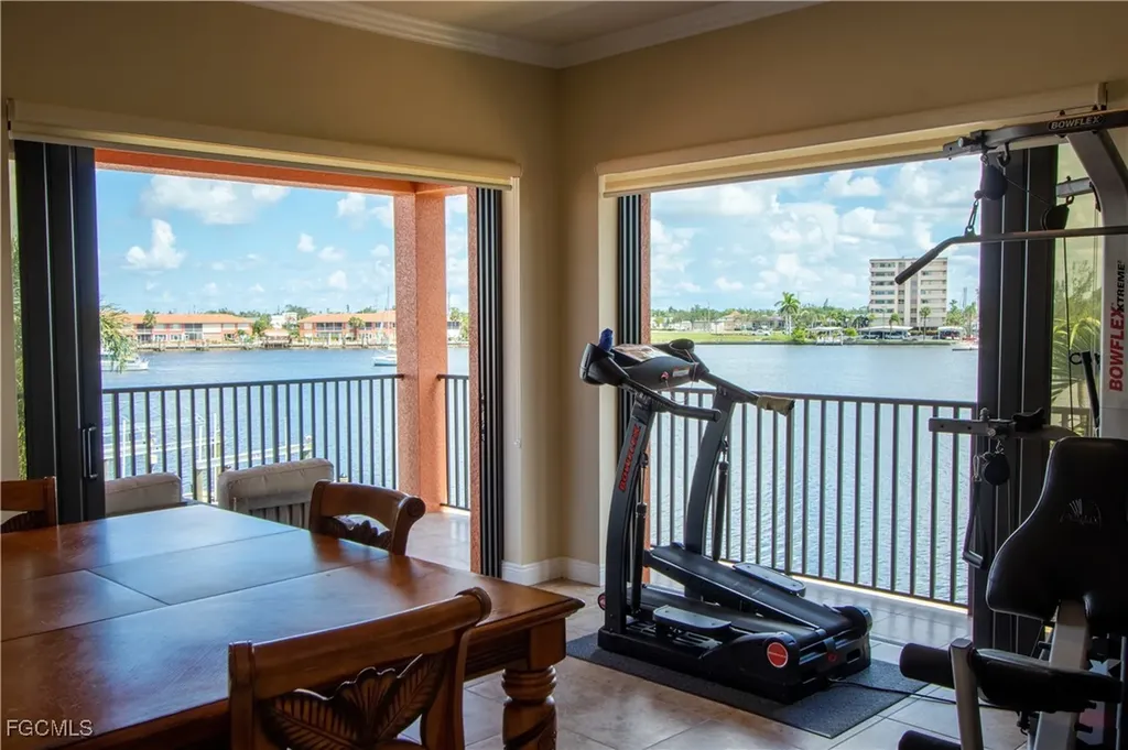 447 Avalon Drive Cape Coral FL 33904