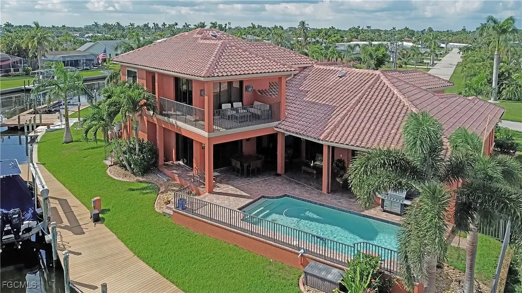 447 Avalon Drive Cape Coral FL 33904