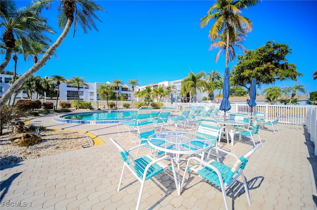 5959 Winkler Road Fort Myers FL 33919