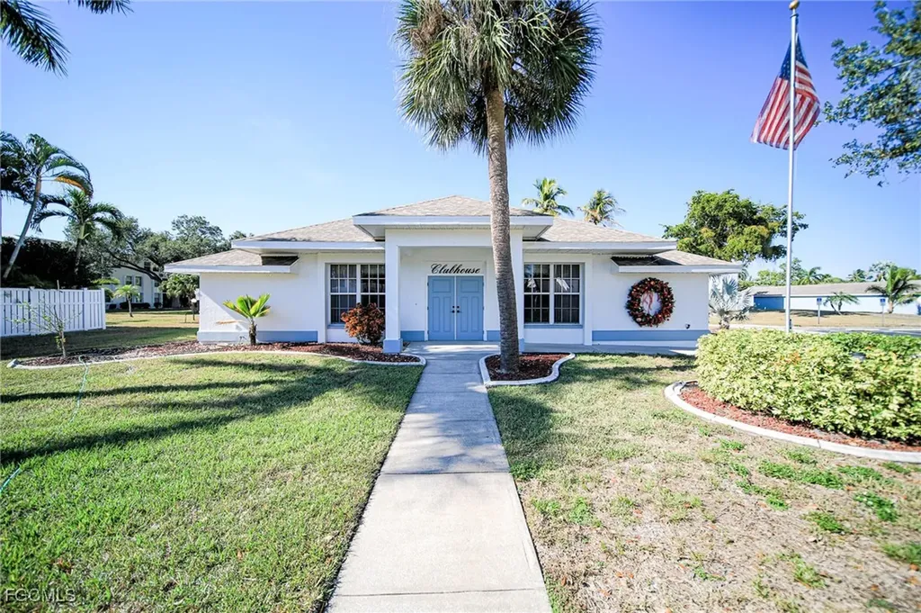 5959 Winkler Road Fort Myers FL 33919