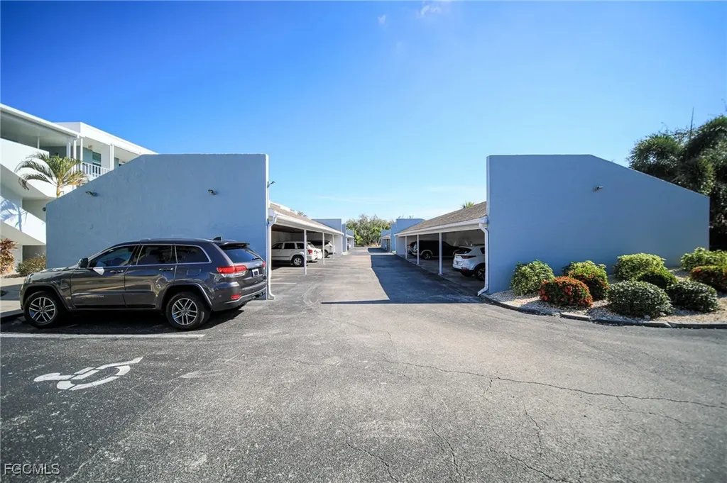 5959 Winkler Road Fort Myers FL 33919