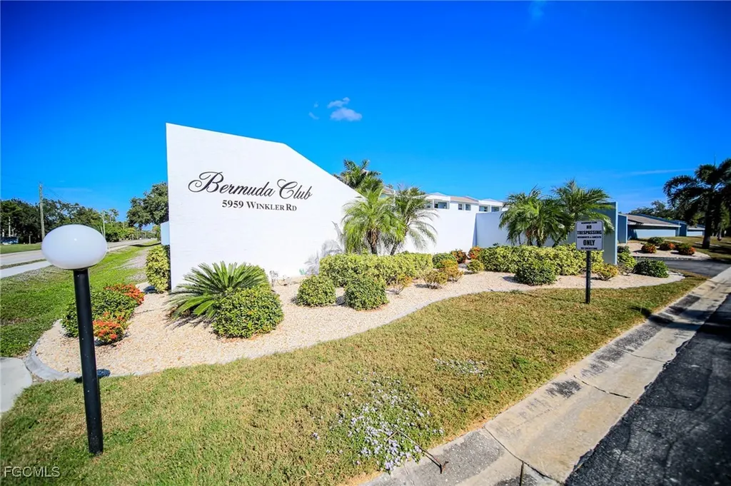 5959 Winkler Road Fort Myers FL 33919