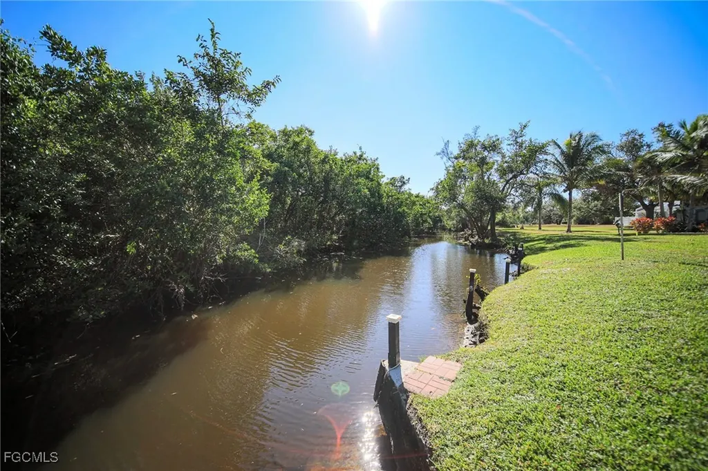 5959 Winkler Road Fort Myers FL 33919