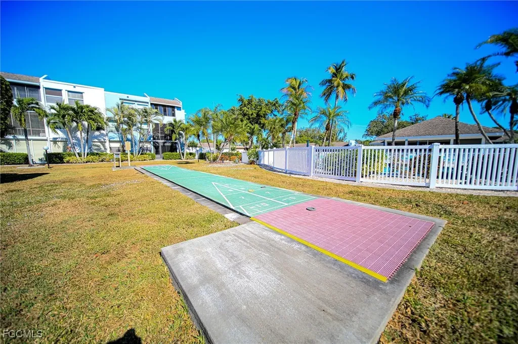 5959 Winkler Road Fort Myers FL 33919