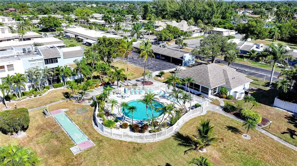 5959 Winkler Road Fort Myers FL 33919