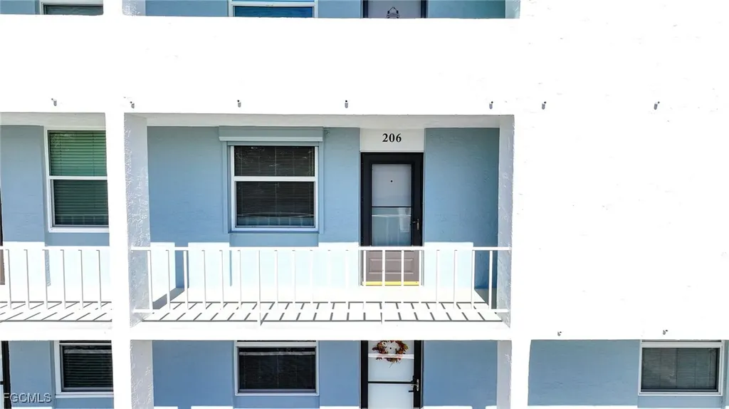 5959 Winkler Road Fort Myers FL 33919