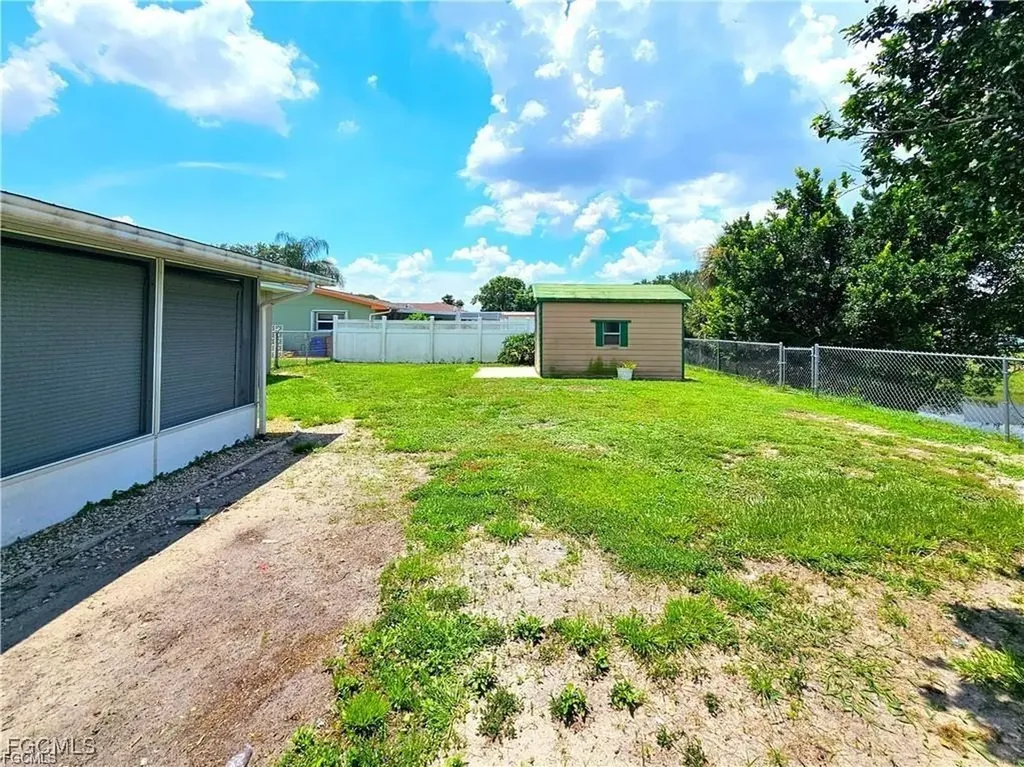 211 S Lake Drive Lehigh Acres FL 33936