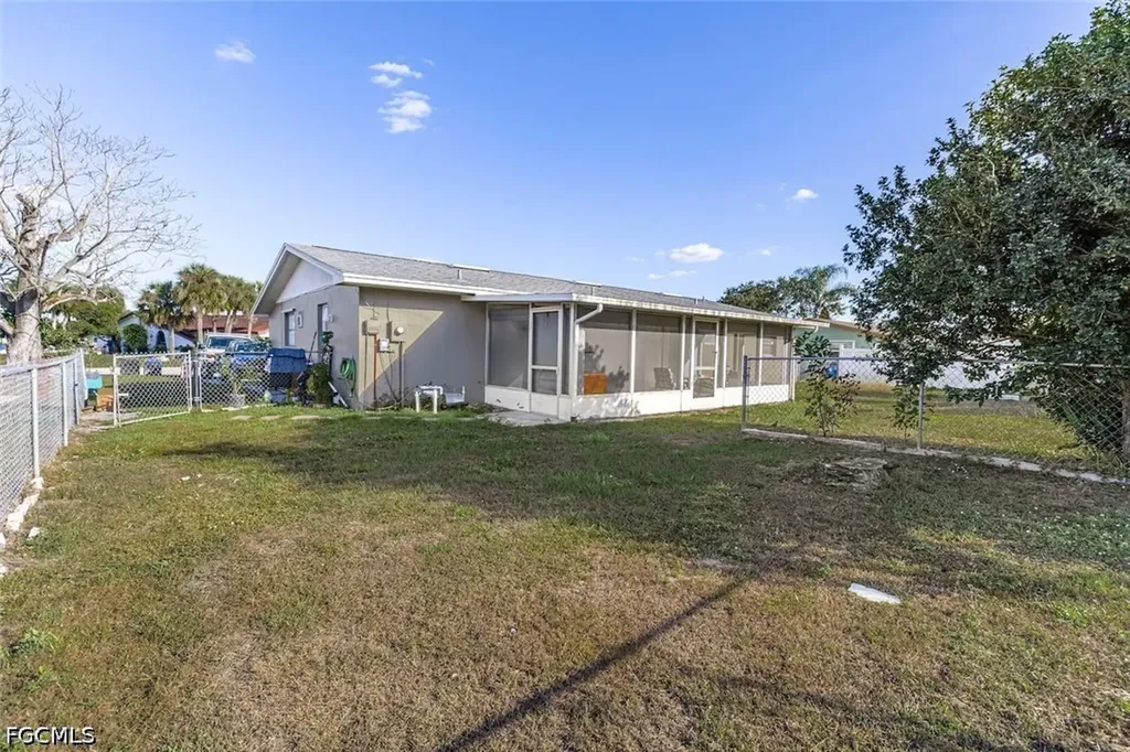 211 S Lake Drive Lehigh Acres FL 33936